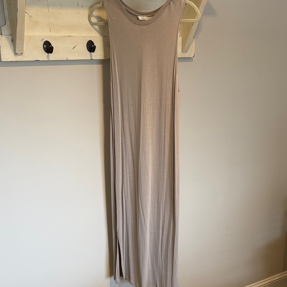 H&M Sleeveless Maxi Dress in Taupe